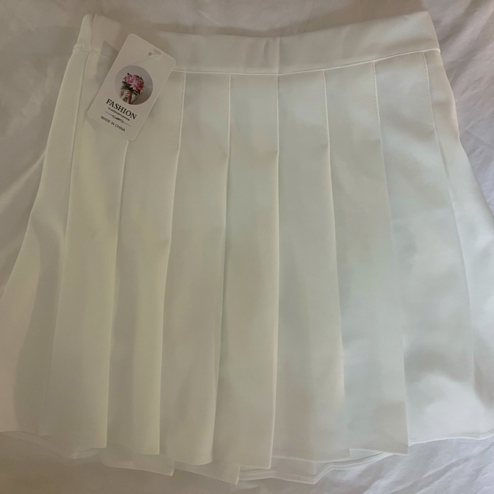 NWT white tennis skirt